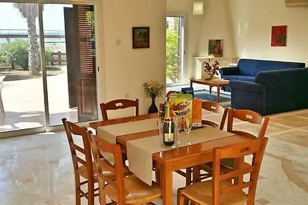 Villa Larnaka Beach House 3