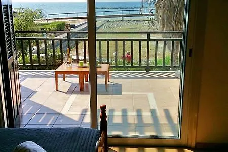 Larnaka Beach House 3 Villa